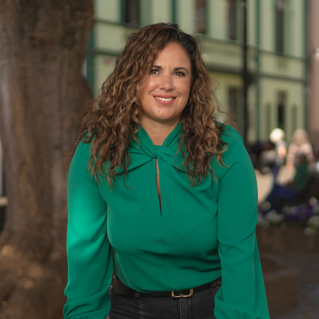 Nuria Tremearne 