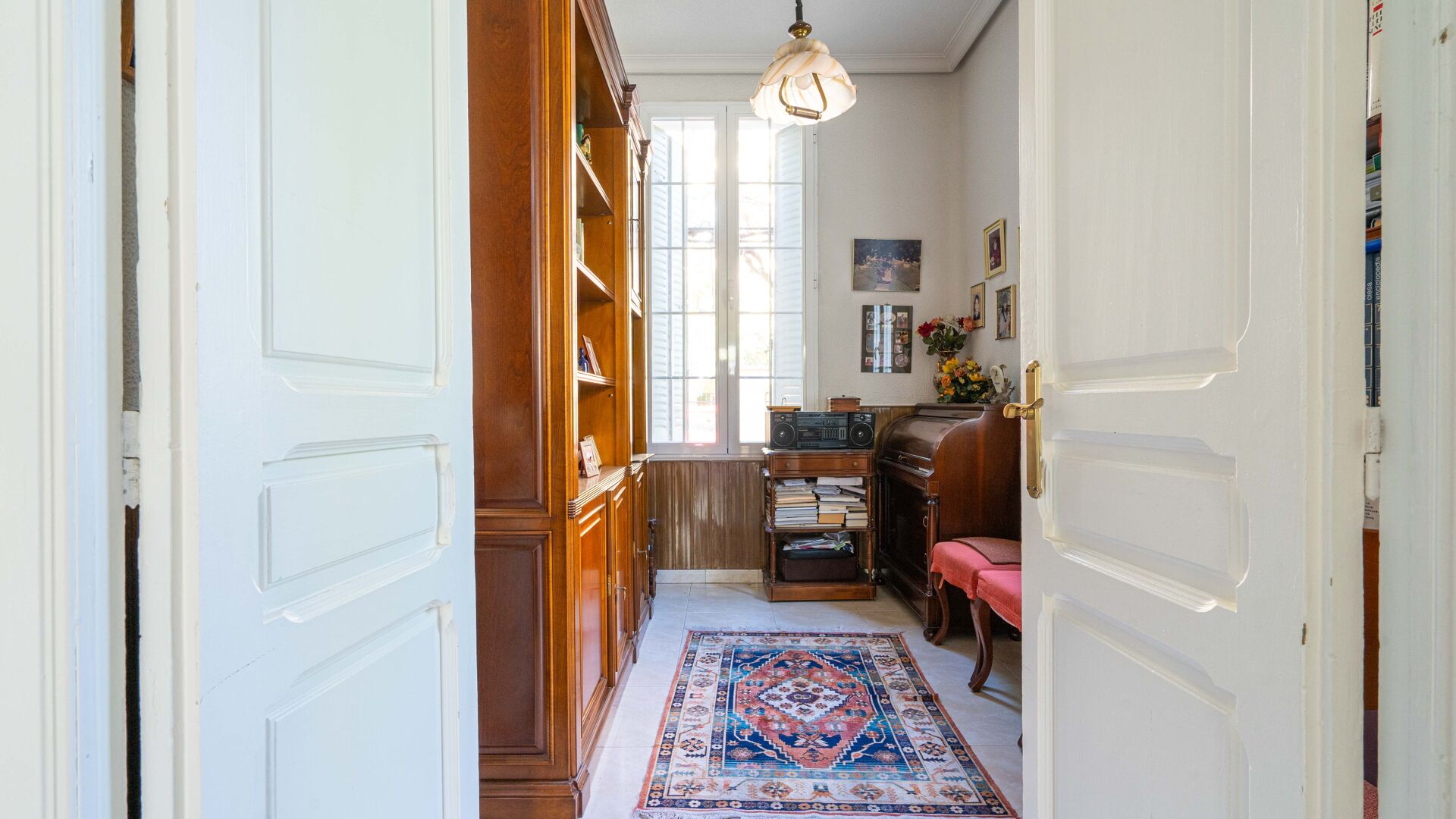Chalet de esquina adosado en Hispanoamérica, Madrid