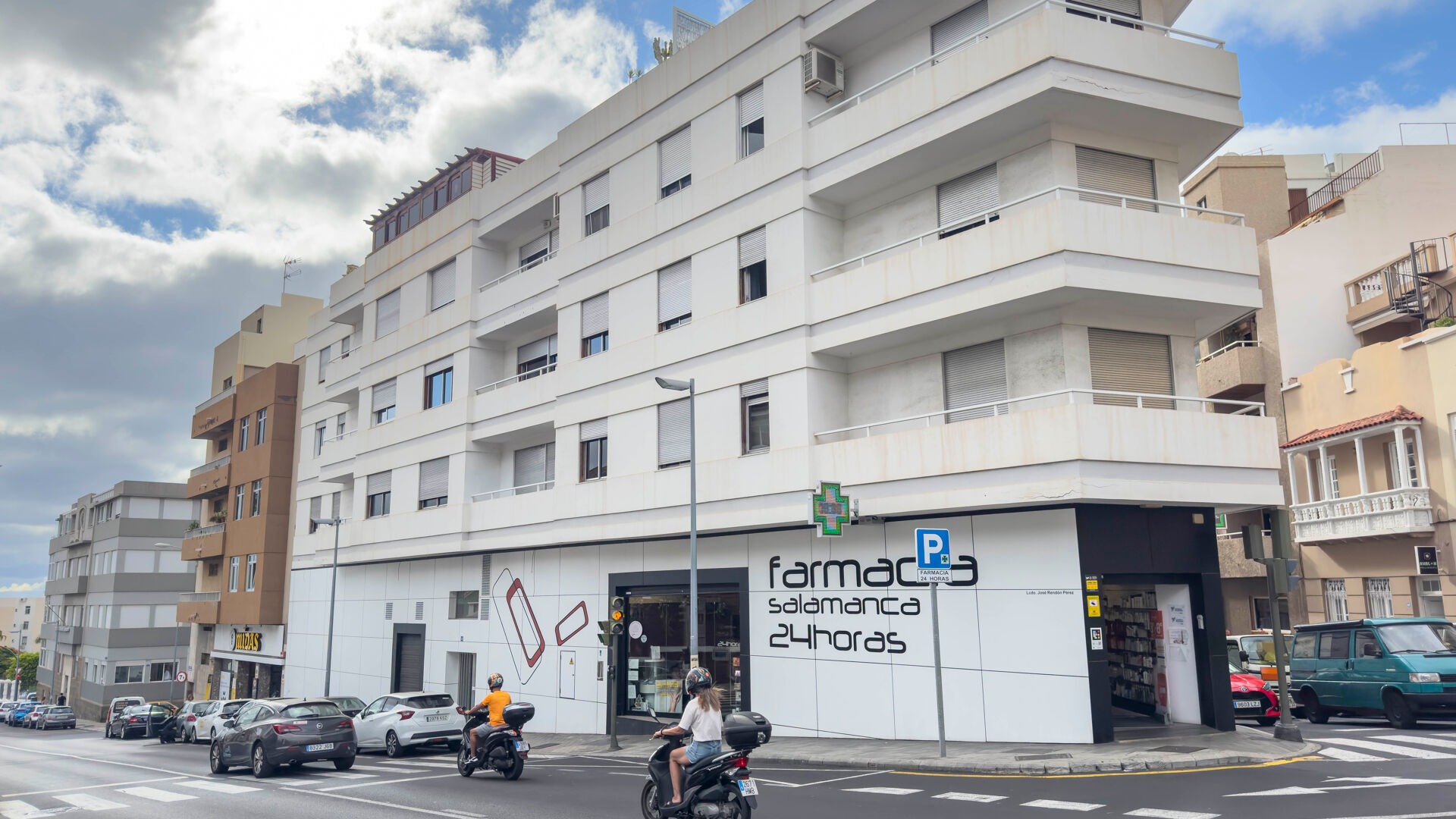 Piso de 180 m² con vistas al mar y con 5 habitaciones en el demandado barrio de Salamanca, Santa Cruz